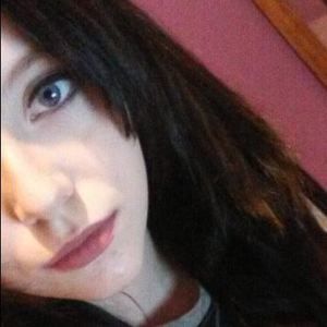 Meet your Posher, Caitlyn